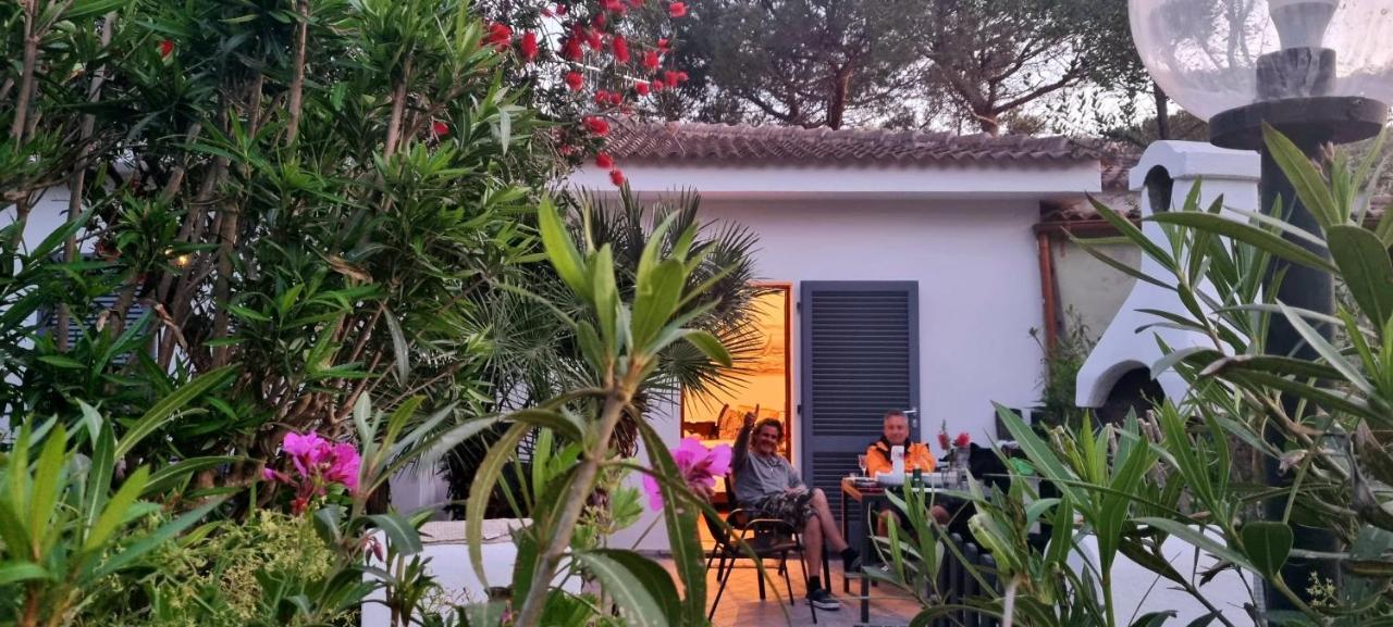 La Villetta Tre Palme Valledoria  Buitenkant foto